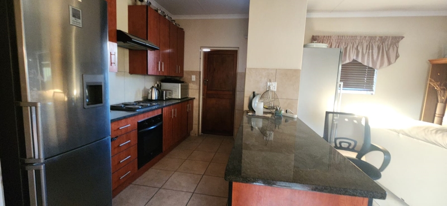 3 Bedroom Property for Sale in Waterval East North West